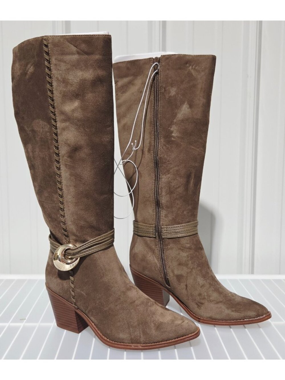 Universal Thread Rio Brown Faux Suede Whip Stitch Western Boots -- Women's 9